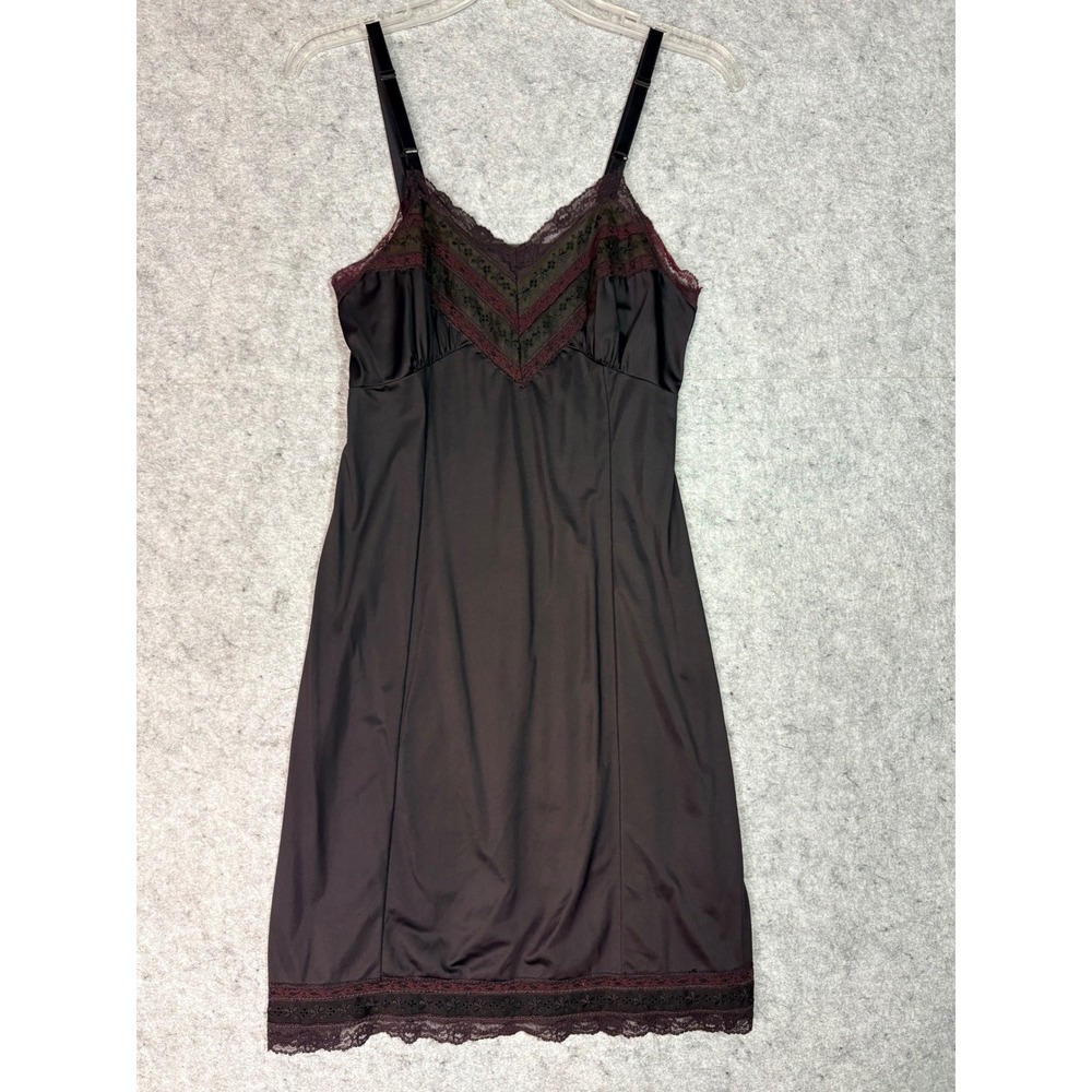 Gaymode‎ Full Slip Women Medium Black Burgundy 1960s Excellent Vintage Lace Trim